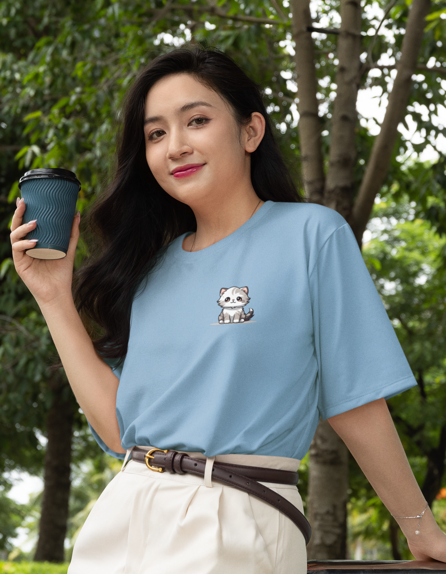 Kitty - Women's Oversized T-Shirt