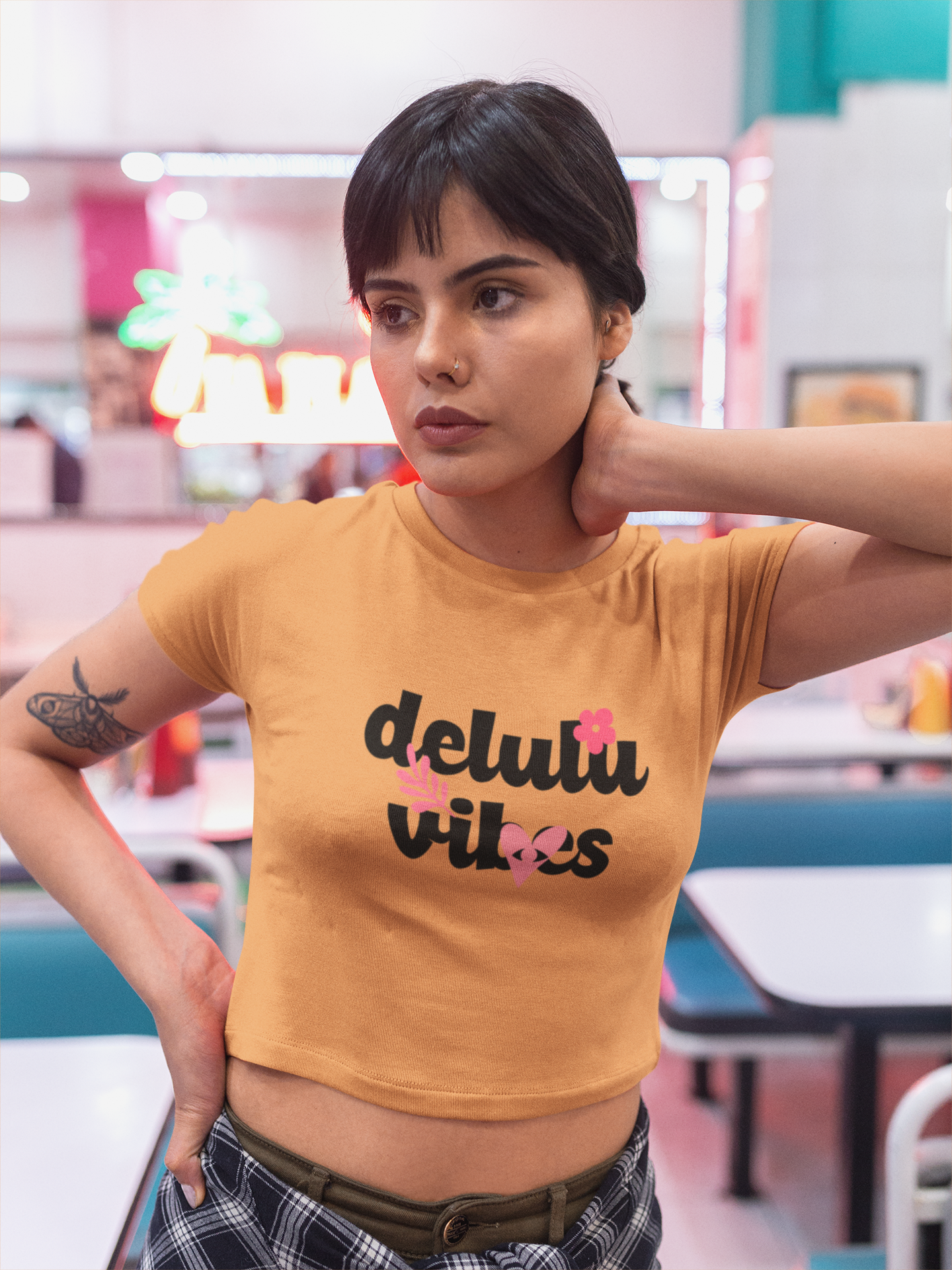 Delulu Vibes - Crop Top