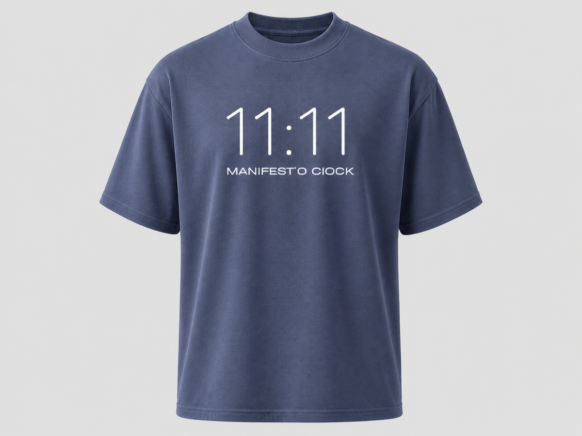 11:11 Women's Oversized T-shirt